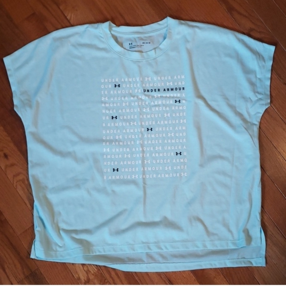Under Armour Women's Blue Graphic Tee Medium Mint Color